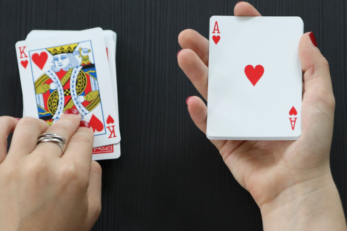 Common Ways to Cheat in Poker